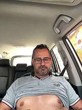 Snapshot of party2025 chatting on 12.04.24 party2025 online show from 12.04.24