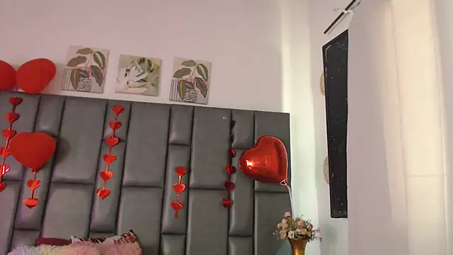 sophiaFoster4u online show from 02.28.25