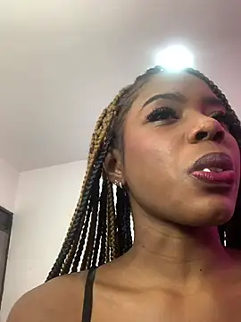 Snapshot of clhoe_miller1 chatting on 12.16.24 clhoe miller1 online show from 12.16.24