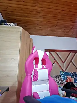 Shermie24 online show from 02.26.25