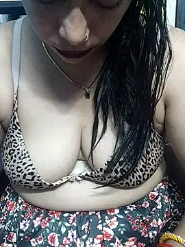 Urmila bhabhii online show from 11.05.25