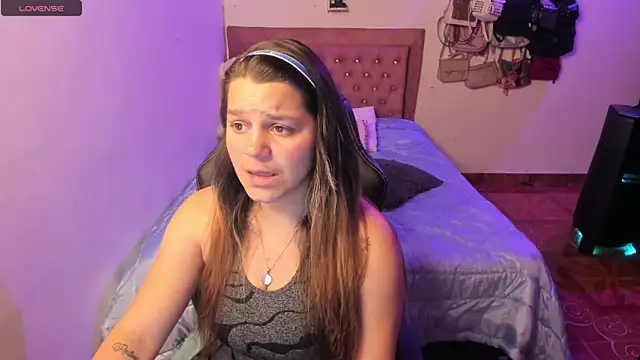 Sabrina Hall  online show from 03.01.25