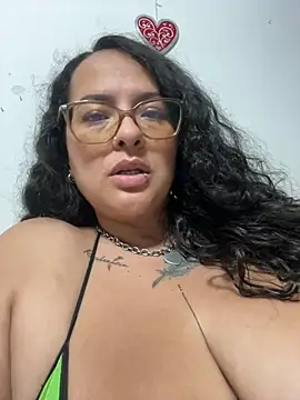 KarllaWalker online show from 06.09.26