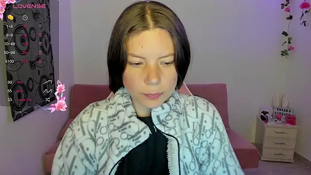 Snapshot of Susana_garcia_ chatting on 12.07.24 Susana garcia online show from 12.07.24