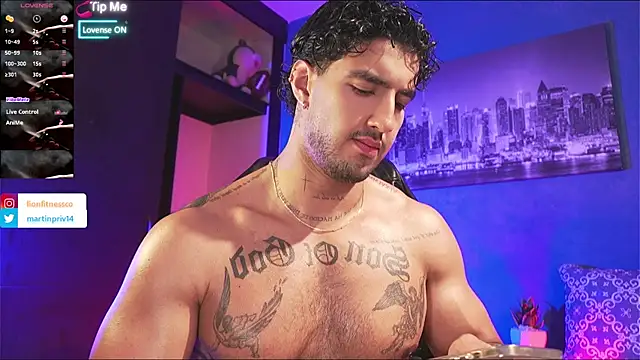 Snapshot of JACOB_MARTINS chatting on 09.15.25 JACOB MARTINS online show from 09.15.25