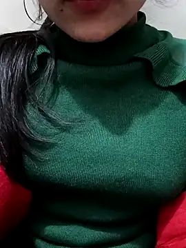 Snapshot of Riyu_05 chatting on 12.15.24 Riyu 05 online show from 12.15.24