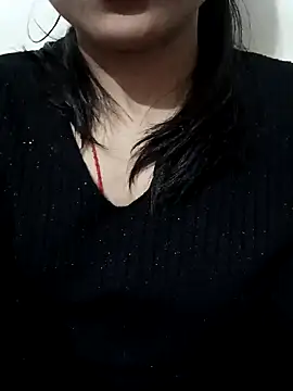 Snapshot of Riyu_05 chatting on 12.26.24 Riyu 05 online show from 12.26.24