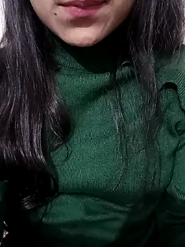 Snapshot of Riyu_05 chatting on 01.27.25 Riyu 05 online show from 01.27.25