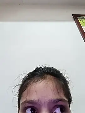 Snapshot of Riyu_05 chatting on 01.29.25 Riyu 05 online show from 01.29.25