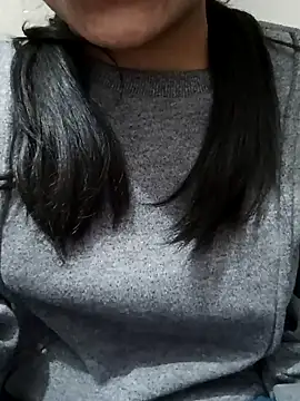 Snapshot of Riyu_05 chatting on 01.31.25 Riyu 05 online show from 01.31.25