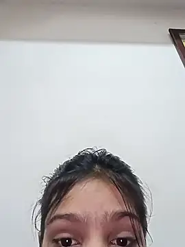 Snapshot of Riyu_05 chatting on 02.04.25 Riyu 05 online show from 02.04.25