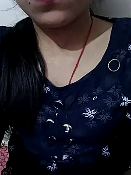 Snapshot of Riyu_05 chatting on 03.08.25 Riyu 05 online show from 03.08.25