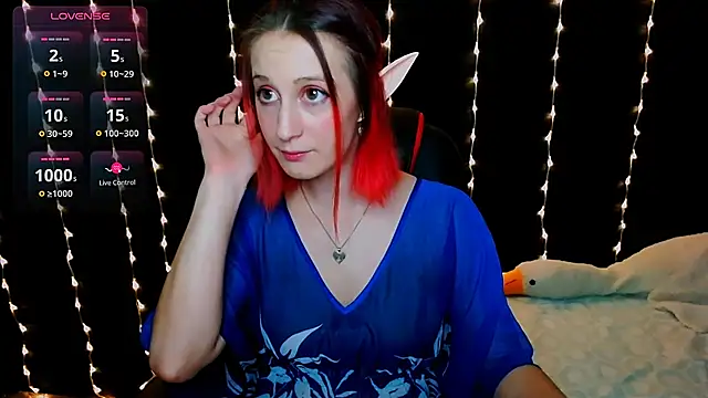 Snapshot of AgathaNoxe chatting on 01.07.25 AgathaNoxe online show from 01.07.25