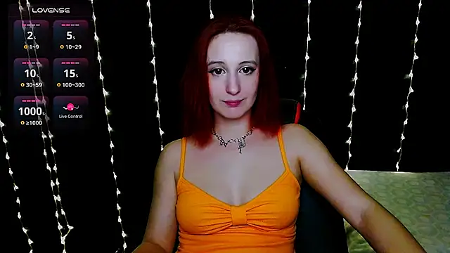 Snapshot of AgathaNoxe chatting on 01.28.25 AgathaNoxe online show from 01.28.25