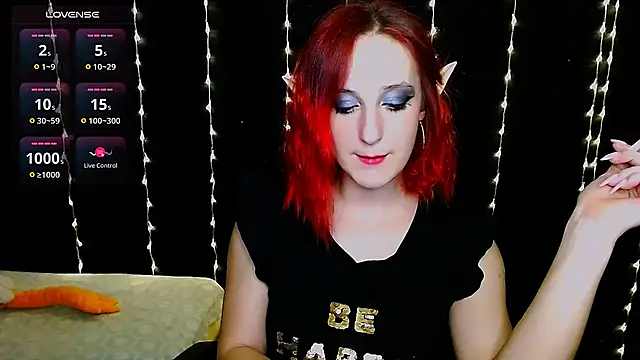 Snapshot of AgathaNoxe chatting on 02.02.25 AgathaNoxe online show from 02.02.25