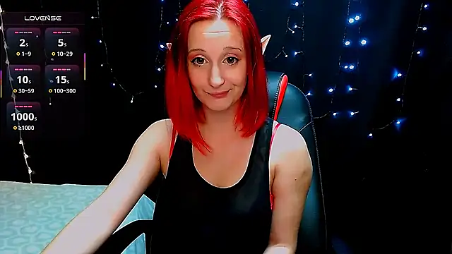 Snapshot of AgathaNoxe chatting on 03.02.25 AgathaNoxe online show from 03.02.25