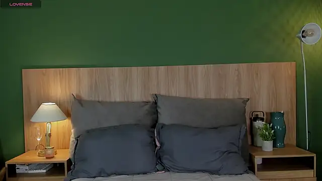 Snapshot of ariana_rosse__ chatting on 06.11.26 ariana rosse online show from 06.11.26