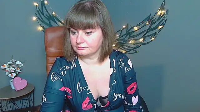 ZannaDreil online show from 07.10.26