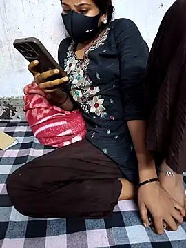 Snapshot of Indcople28 chatting on 02.21.26 Indcople28 online show from 02.21.26