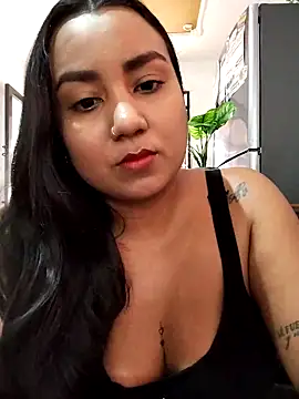 Snapshot of sweet07coral chatting on 12.21.24 sweet07coral online show from 12.21.24