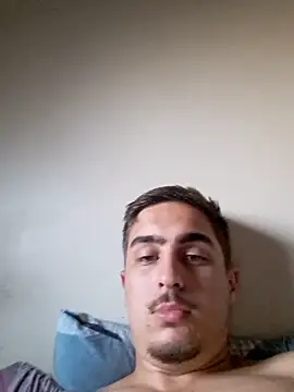 Snapshot of Ribeiro2313 chatting on 01.12.26 Ribeiro2313 online show from 01.12.26