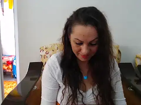 MissElla online show from 03.03.25