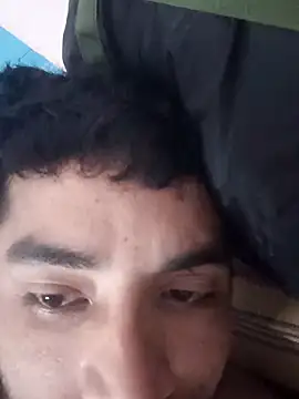 Snapshot of nskgenz chatting on 10.31.25 nskgenz online show from 10.31.25