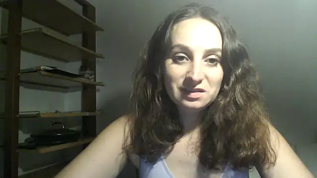 Snapshot of AskMeStandUp chatting on 09.27.25 AskMeStandUp online show from 09.27.25