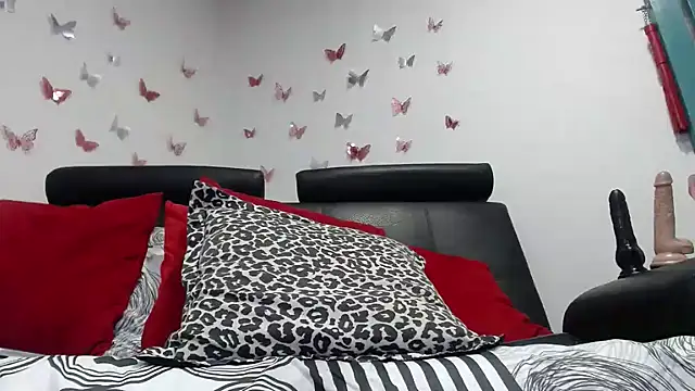 Snapshot of Sexy-Favgirl chatting on 02.13.26 Sexy-Favgirl online show from 02.13.26