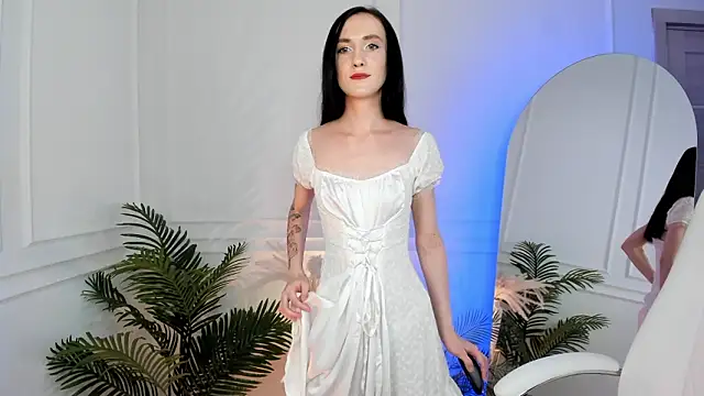 Dearly kitty online show from 03.04.26