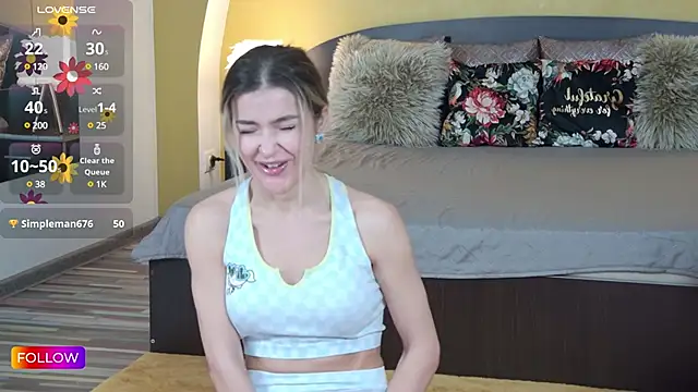 Snapshot of Sarah-Hart chatting on 01.30.25 Sarah-Hart online show from 01.30.25