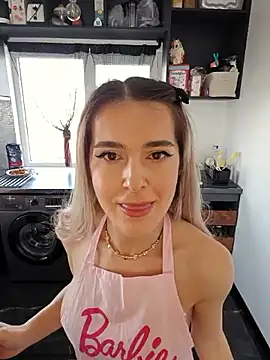 Snapshot of Sarah-Hart chatting on 02.13.25 Sarah-Hart online show from 02.13.25