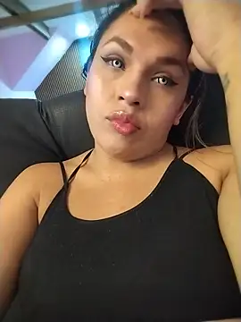 kimCosseyy online show from 05.08.26