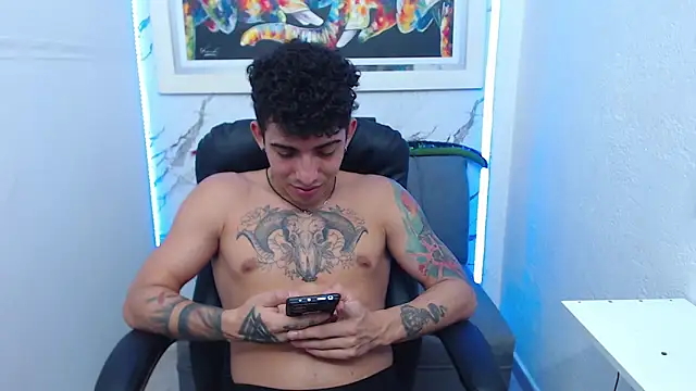 targuerian22 online show from 09.13.25