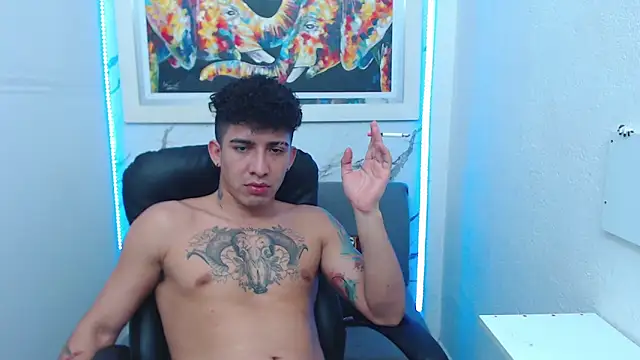 targuerian22 online show from 10.05.25