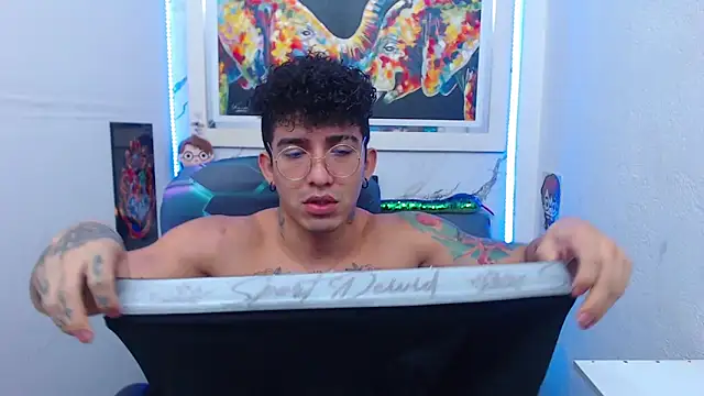 targuerian22 online show from 10.22.25