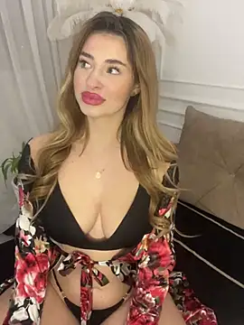 Snapshot of GraceCarther chatting on 01.13.25 GraceCarther online show from 01.13.25