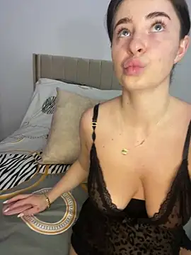 Snapshot of GraceCarther chatting on 09.12.25 GraceCarther online show from 09.12.25