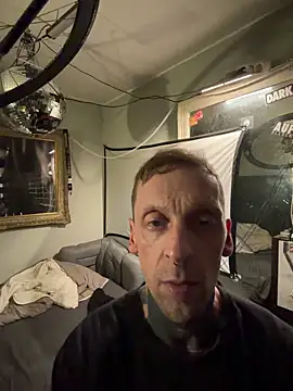 Snapshot of pillepallex84x chatting on 02.15.26 pillepallex84x online show from 02.15.26