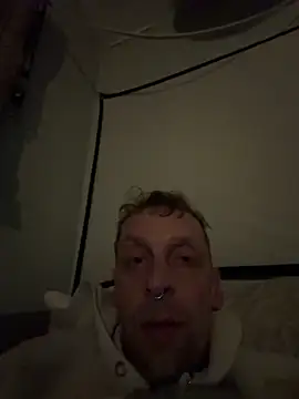 Snapshot of pillepallex84x chatting on 02.18.26 pillepallex84x online show from 02.18.26