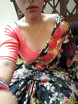 Snapshot of Roja-Telugu777 chatting on 09.18.25 Roja-Telugu777 online show from 09.18.25