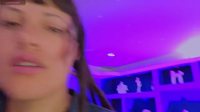  sharlotte777 online show from 04.16.26