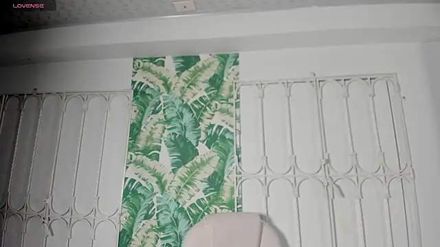  sharlotte777 online show from 04.17.26