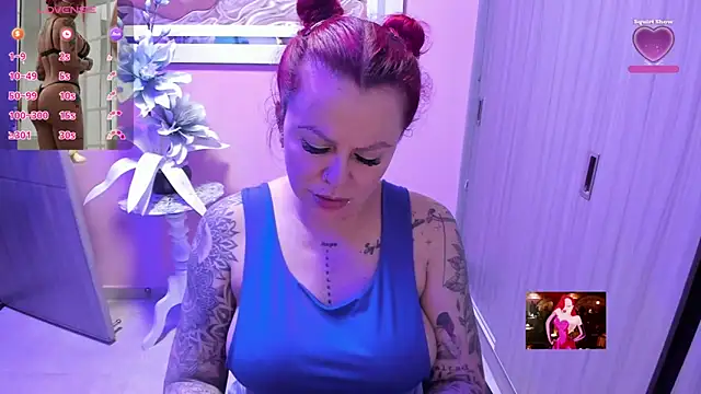 Snapshot of KAROL_MILF chatting on 03.15.26 KAROL MILF online show from 03.15.26