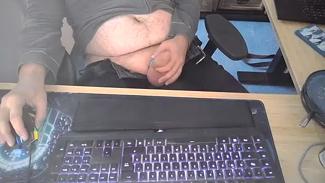 Currycake online show from 11.17.25