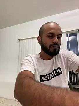 islandvybee55 online show from 01.31.25