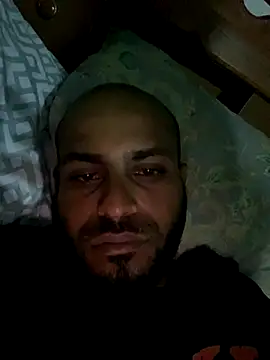 islandvybee55 online show from 11.04.25