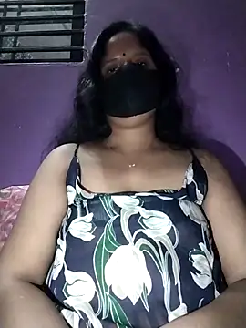 Snapshot of Koyel-Sen chatting on 02.28.25 Koyel-Sen online show from 02.28.25