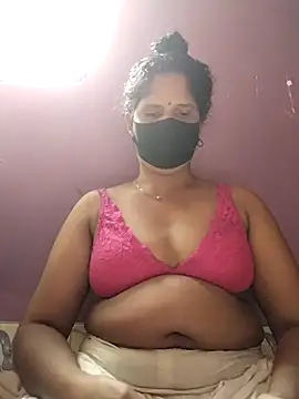 Snapshot of Koyel-Sen chatting on 03.14.25 Koyel-Sen online show from 03.14.25