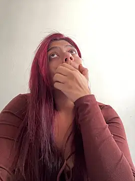 Snapshot of Aprilsmith2 chatting on 12.08.24 Aprilsmith2 online show from 12.08.24